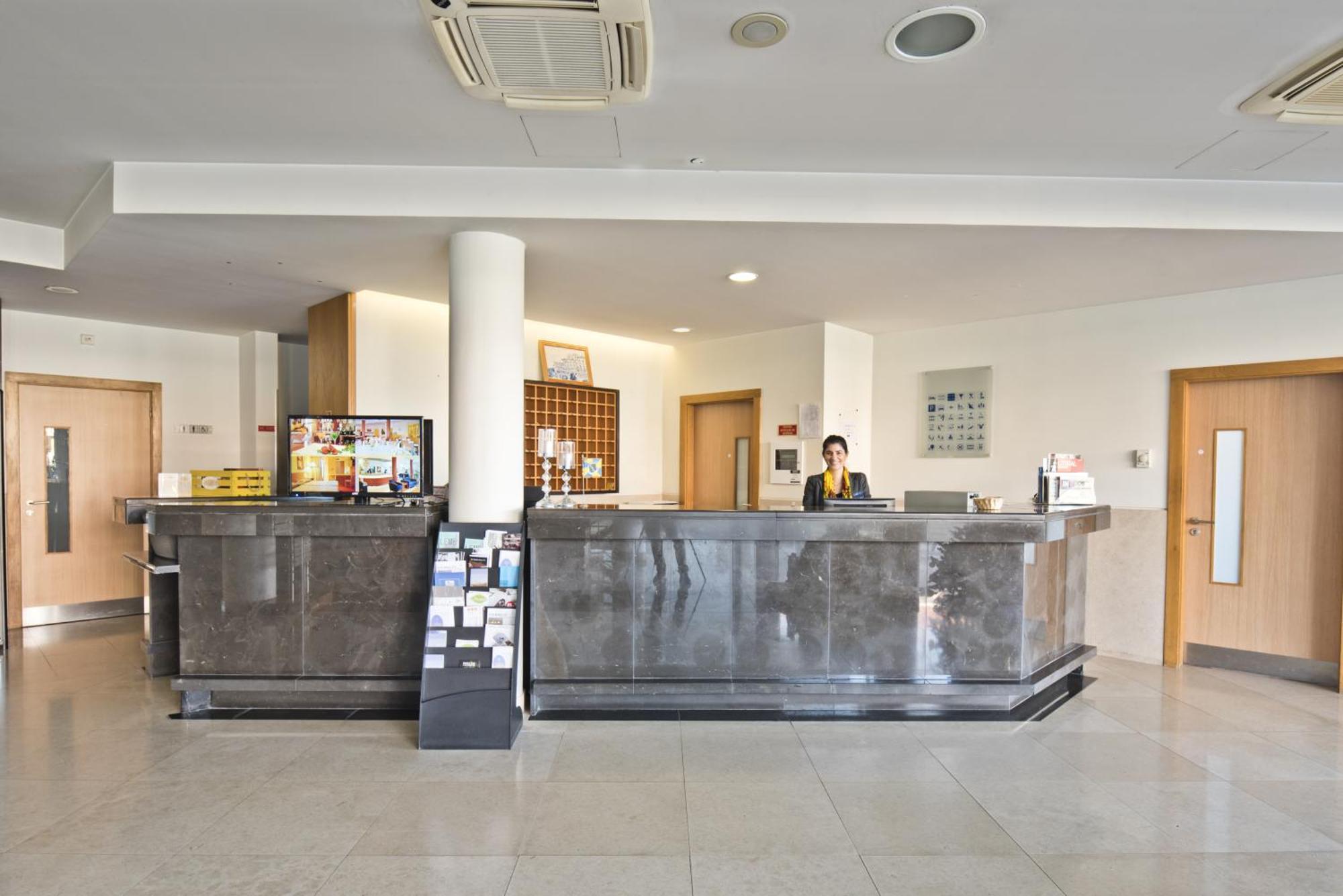 Lam Hotel Estarreja Exterior foto
